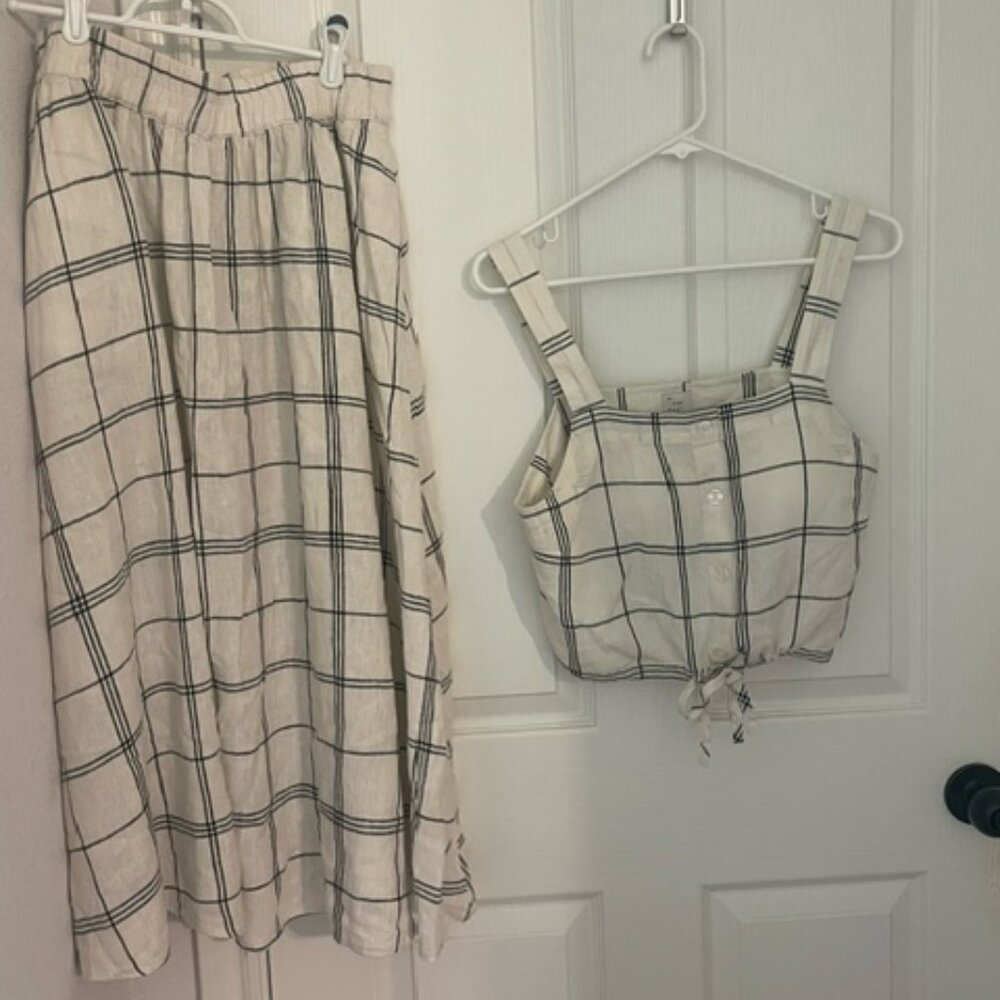 Two piece set